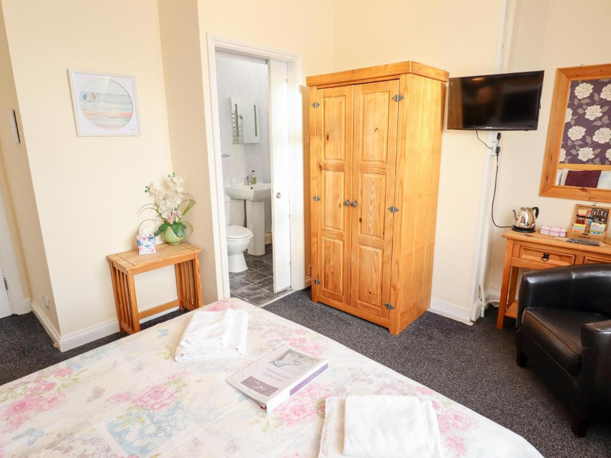 Caxton House Villa Skegness Bagian luar foto