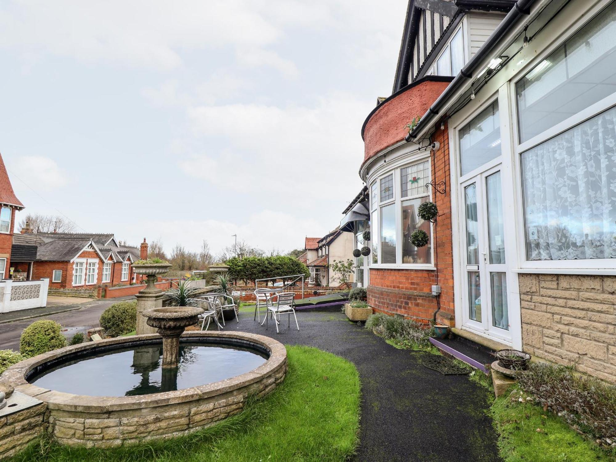 Caxton House Villa Skegness Bagian luar foto